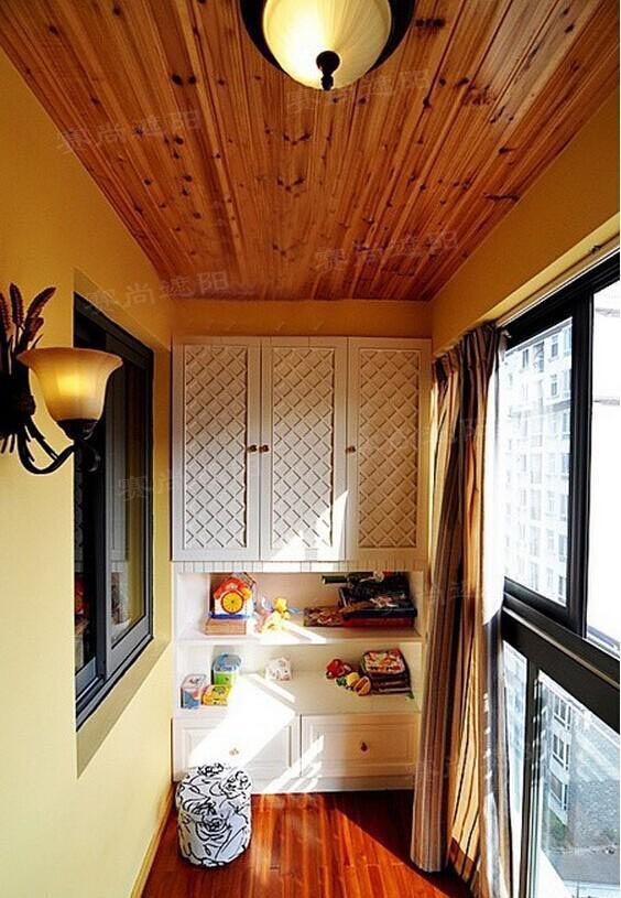 陽(yáng)臺(tái)改造成儲(chǔ)物柜