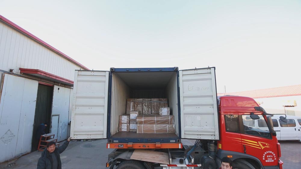 貨物裝完 貨物裝完