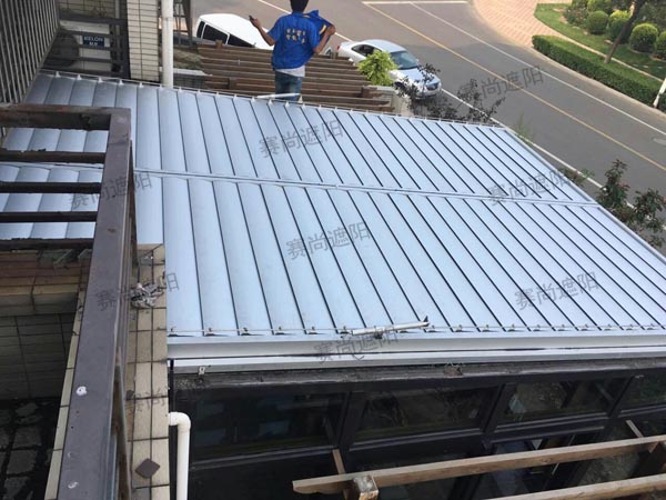陽光房梭形百葉效果圖 陽光房遮陽應用梭形百葉閉合狀態