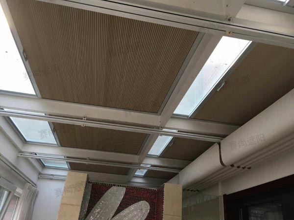 電動蜂巢簾實景圖 電動蜂巢簾實景圖