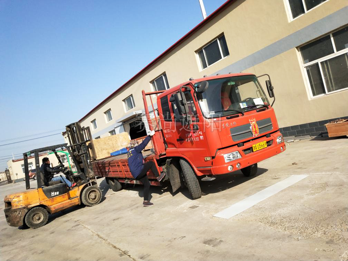 廈門五通博覽中心電動遮陽系統工程部分遮陽產品發貨