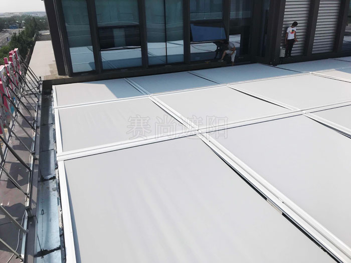 天安創(chuàng)新科技產(chǎn)業(yè)園樓采光頂電動(dòng)天幕電動(dòng)天幕效果照片