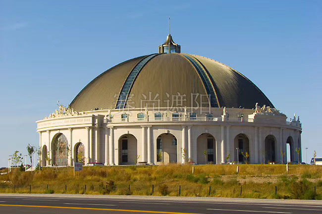 滿洲里體育館采光頂FSS電動天棚簾遮陽工程