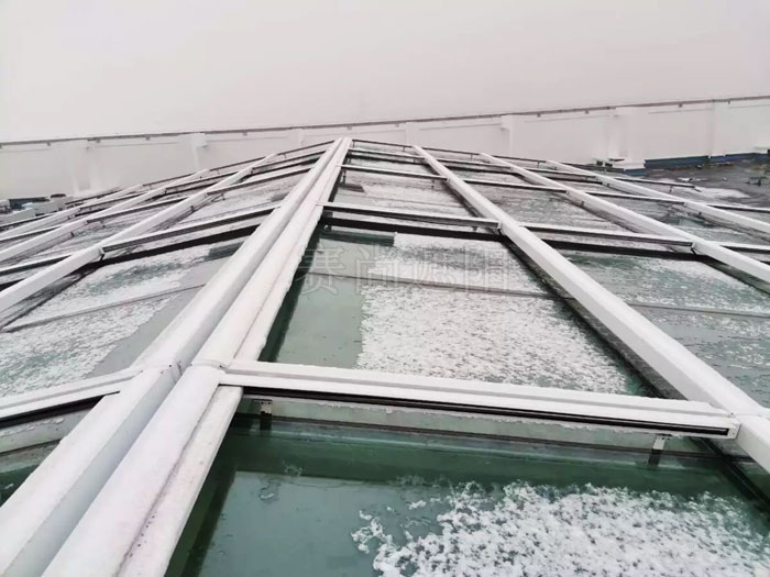 天津職業(yè)大學(xué)圖書館電動(dòng)天幕項(xiàng)目