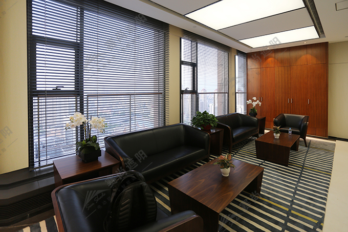 電動百葉簾實景圖 電動百葉簾實景圖