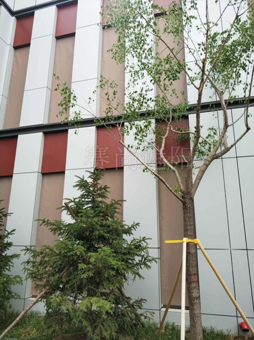 北京新機場房建二標段外裝戶外電動卷簾工程